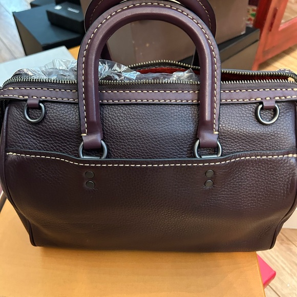 Coach woman  Dark Brown rogueLeather satchel - Picture 4 of 11